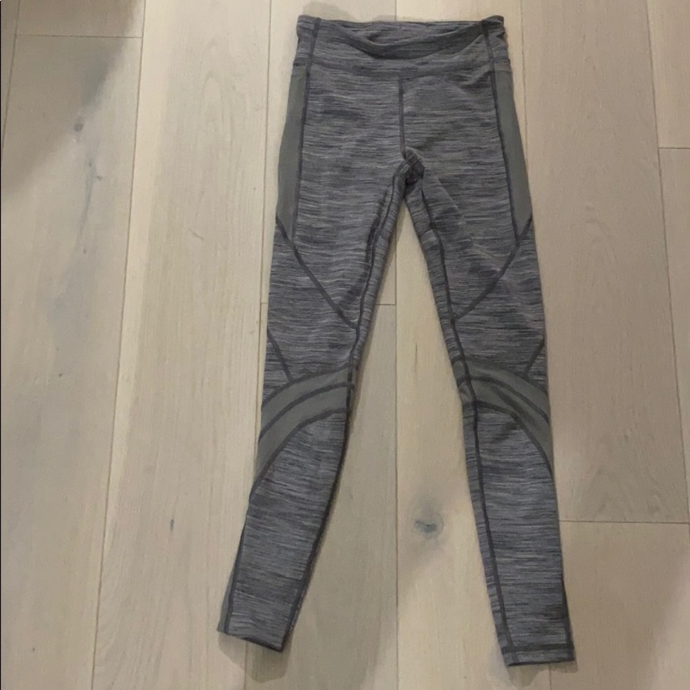 gray ivivva leggings, girls size 12